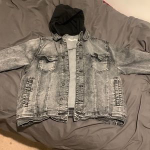 Another spring jacket giving away colours are brand new